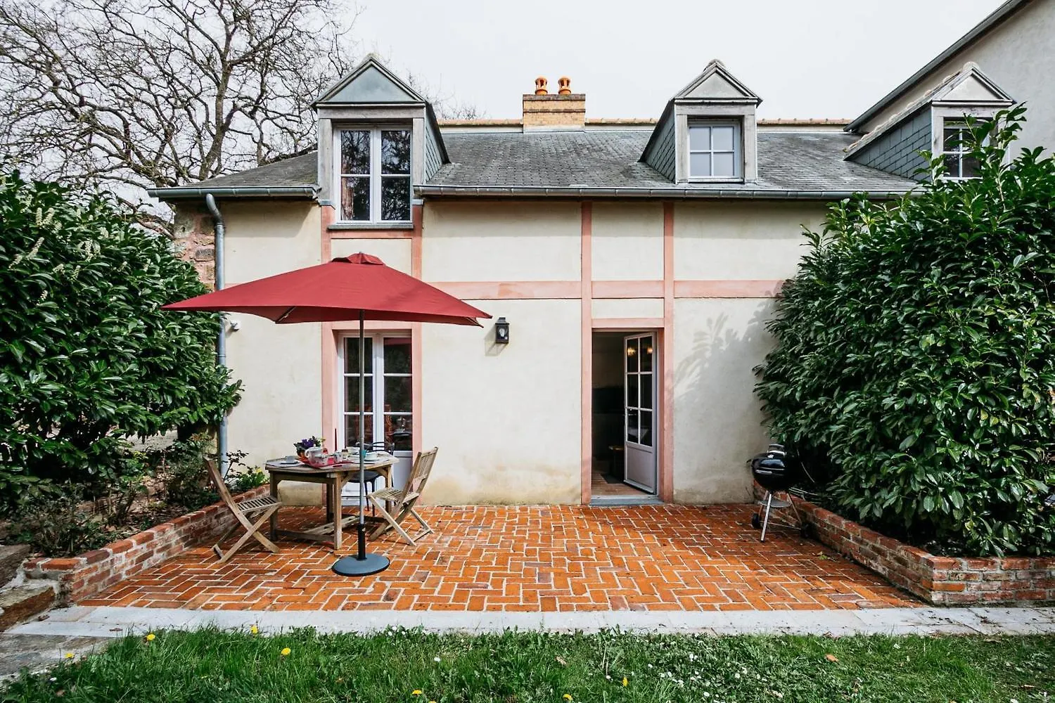 Chateau De Lourdes Saint-Meloir-des-Ondes Holiday home